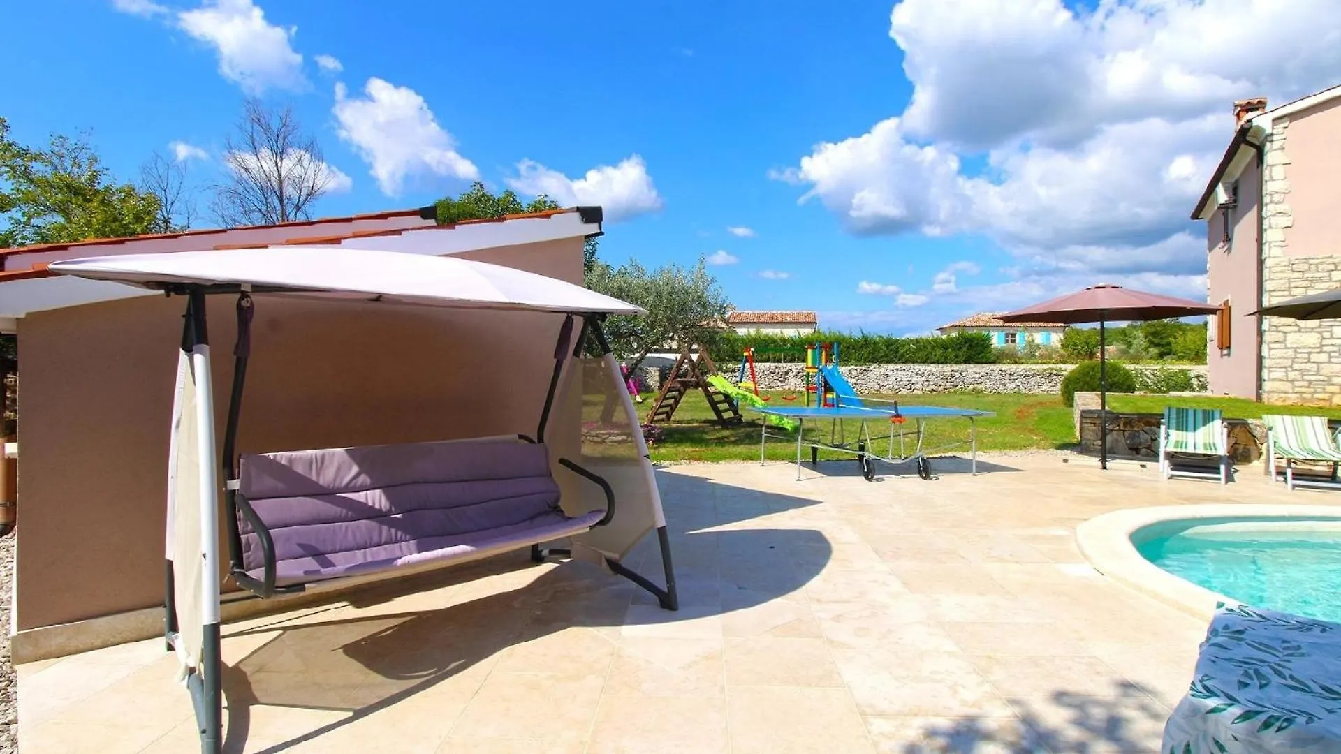 Holiday home Ferienhaus Mit Privatpool Fuer 8 Personen Ca 250 Qm In Radetici, Istrien Binnenland Von Istrien Tinjan