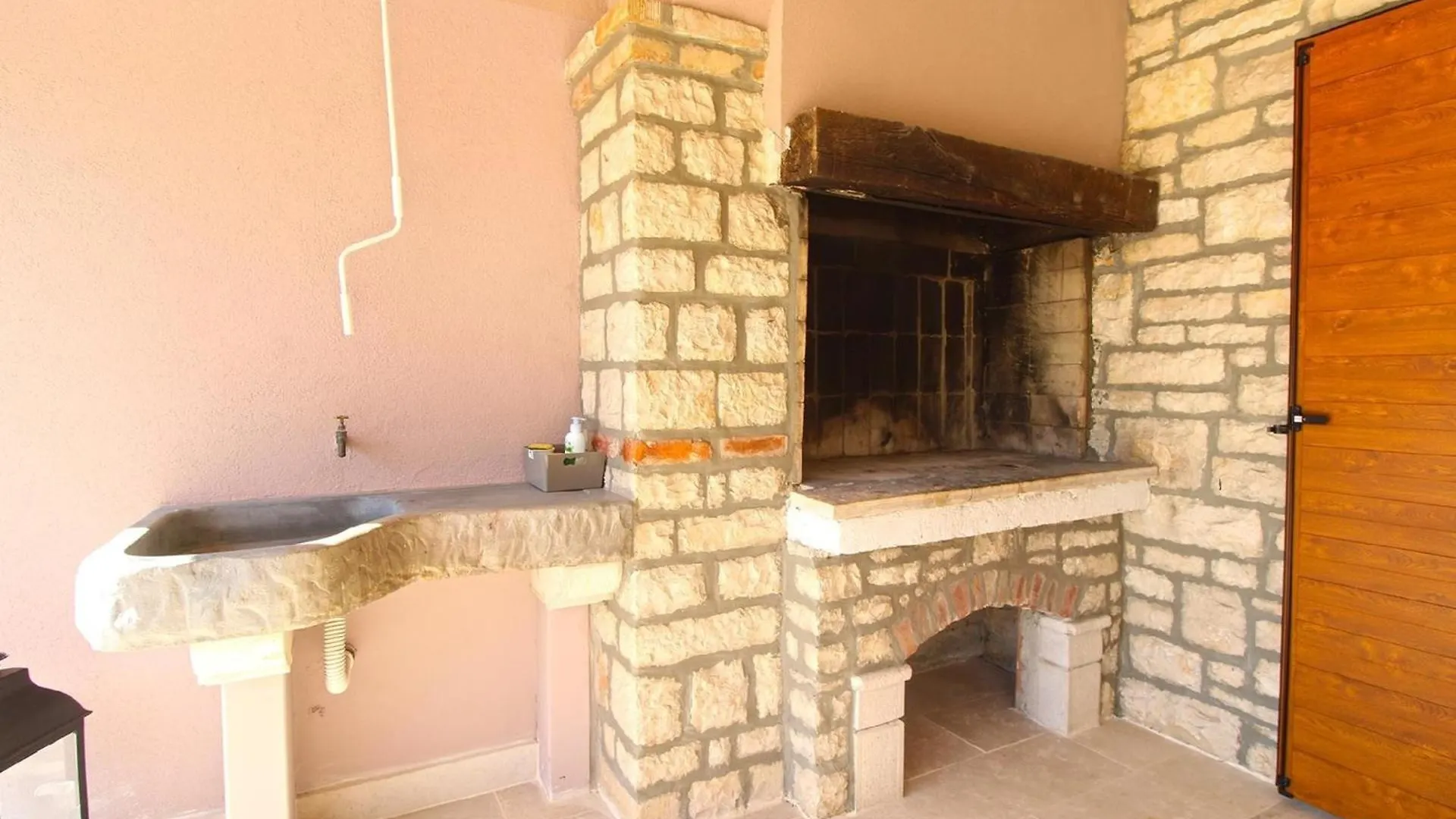 Holiday home Ferienhaus Mit Privatpool Fuer 8 Personen Ca 250 Qm In Radetici, Istrien Binnenland Von Istrien Tinjan